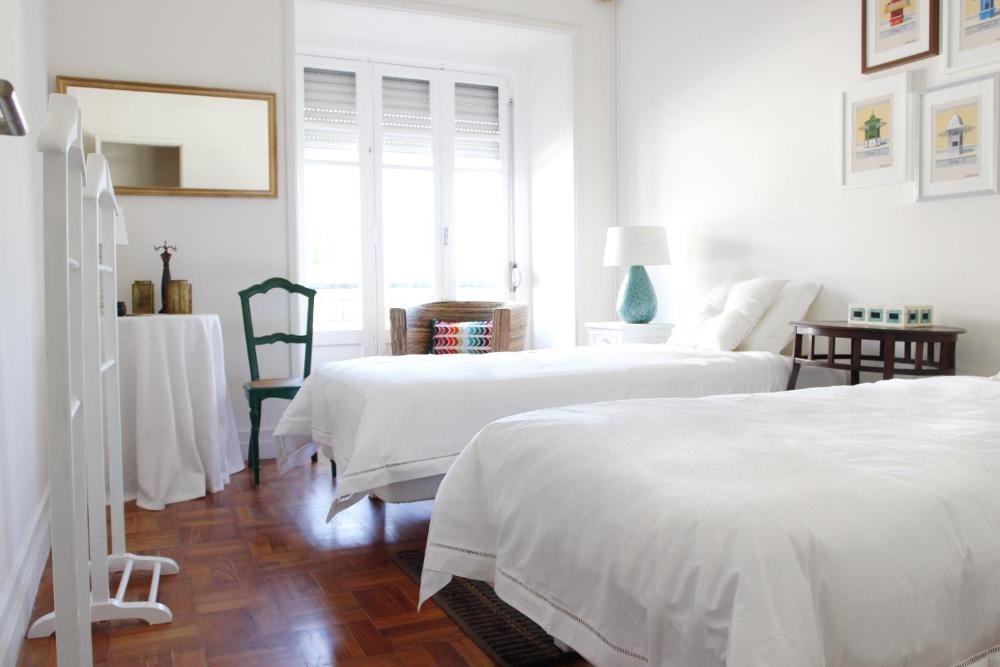 Room image 3