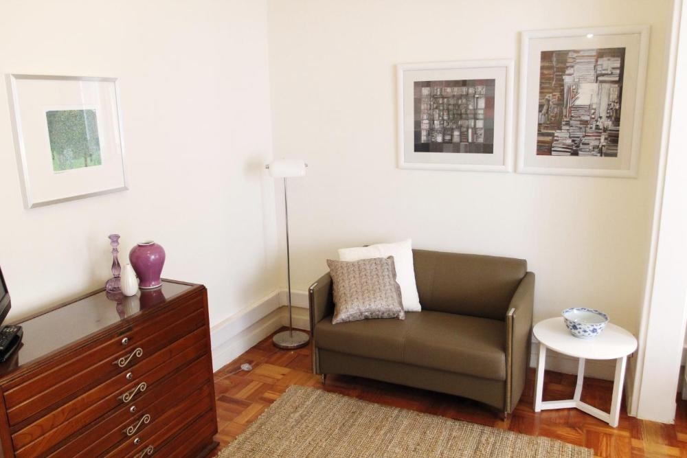 Room image 3